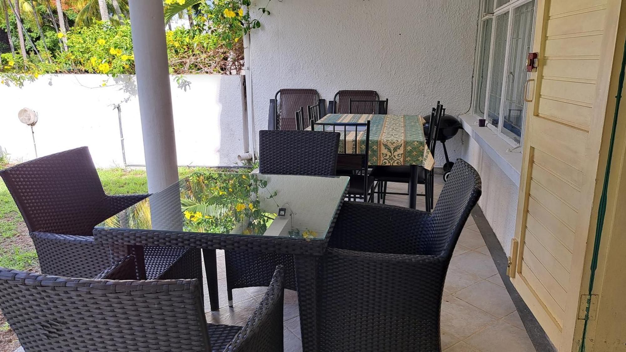 Peaceful And Private Villa Grand Baie Exterior foto